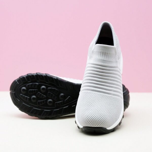 Zapatillas Deportivas de Mujer con Amortiguación y Diseño Tejido - Image 6