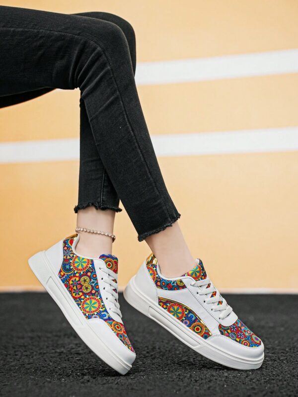 Zapatillas Deportivas con Estampado Aleatorio y Suela Gruesa - Image 45