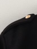 Chaqueta Otoñal para Mujer Color Vino con Botones y Bolsillos