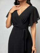 Mono Elegante de Pierna Ancha con Lazo y Mangas Mariposa