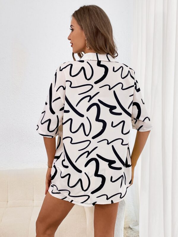 Conjunto Veraniego de Shorts y Camisa Estampada - Image 2