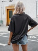 Remera Oversize con Gráfica de Letras y Hombros Caídos