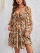 Vestido Playero Mini de Tricot con Cuello Corazón y Manga Larga