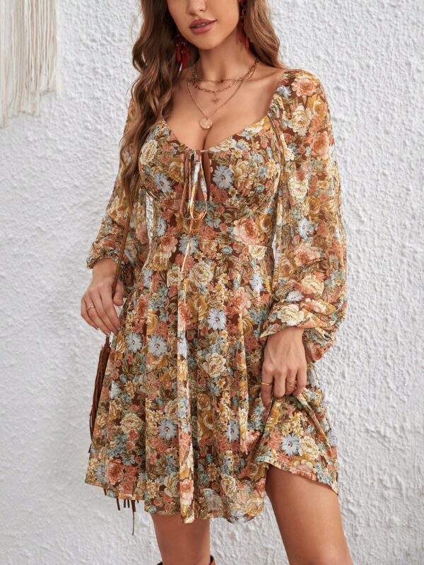 Vestido Playero Mini de Tricot con Cuello Corazón y Manga Larga - Image 16