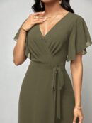 Mono Elegante de Pierna Ancha con Lazo y Mangas Mariposa