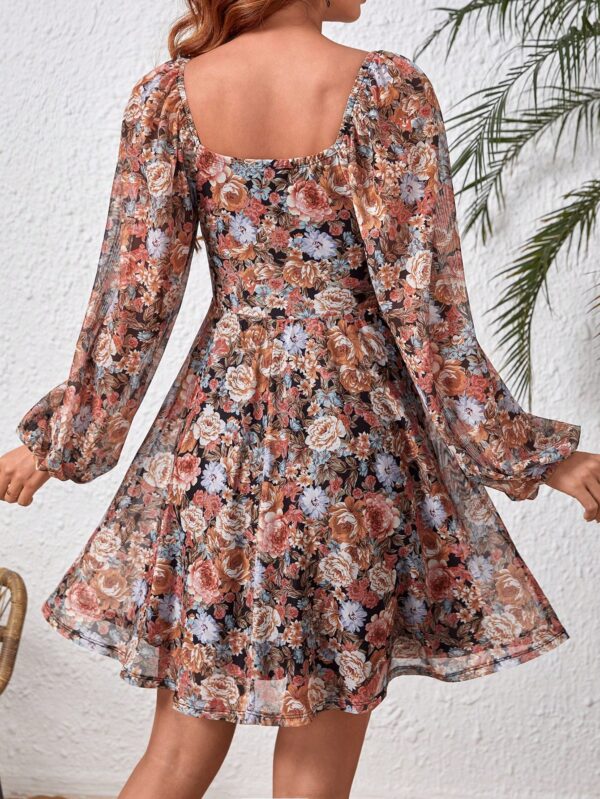 Vestido Playero Mini de Tricot con Cuello Corazón y Manga Larga - Image 8