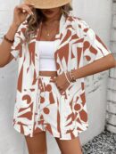 Conjunto Veraniego de Blusa y Shorts con Estampado Geométrico