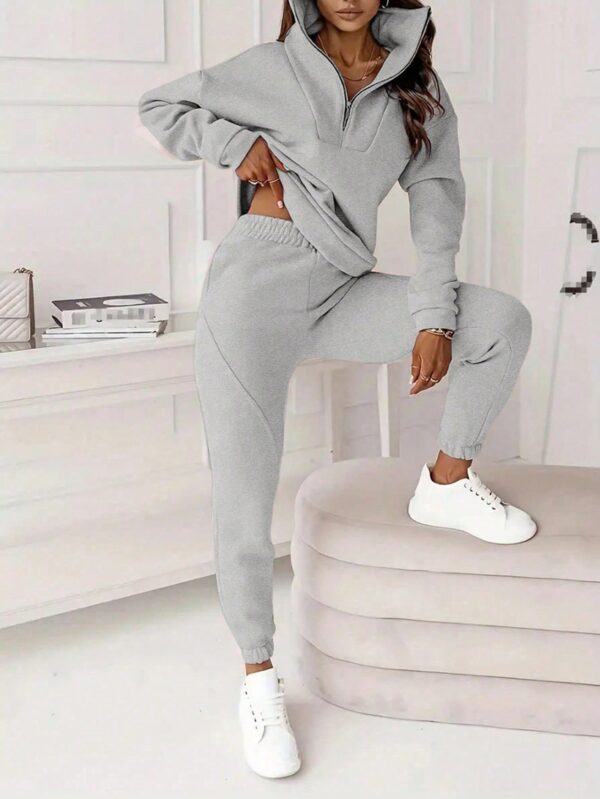 Conjunto Deportivo Unicolor Oversize con Sudadera y Pantalón - Image 5