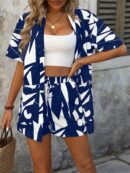 Conjunto Veraniego de Blusa y Shorts con Estampado Geométrico
