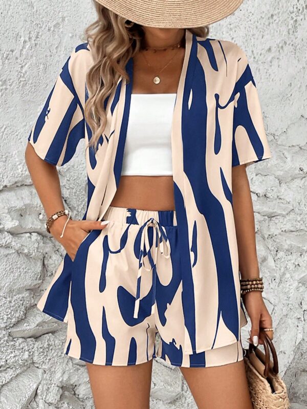 Conjunto Veraniego de Blusa y Shorts con Estampado Geométrico - Image 15