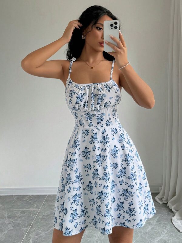 Vestido Corto Boho con Tirantes y Estampado Floral - Image 12
