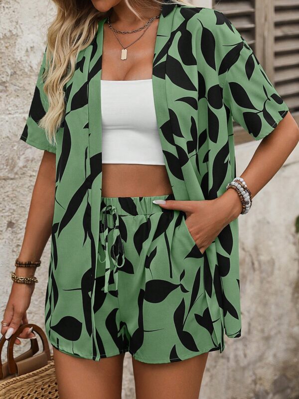 Conjunto Veraniego de Blusa y Shorts con Estampado Geométrico - Image 28