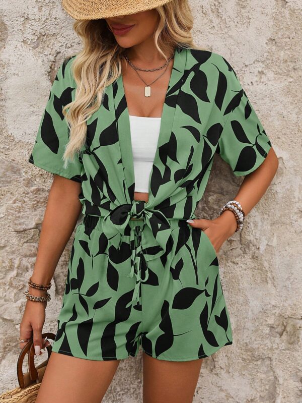 Conjunto Veraniego de Blusa y Shorts con Estampado Geométrico - Image 29