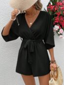 Romper de Verano con Cintura Alta y Textura de Encaje Floral