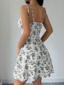 Vestido Corto Boho con Tirantes y Estampado Floral