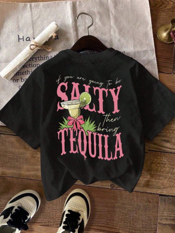 Remera Estampada de Frutas y Letras con Cuello Redondo