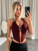 Camisola Ajustada con Cuello Halter, Espalda Descubierta y Decoración Metálica