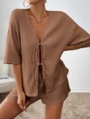 Conjunto Casual de Top con Hombros Caídos y Shorts