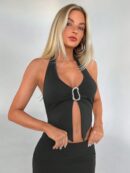 Camisola Ajustada con Cuello Halter, Espalda Descubierta y Decoración Metálica