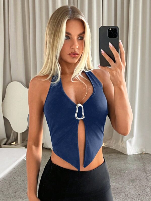 Camisola Ajustada con Cuello Halter, Espalda Descubierta y Decoración Metálica - Image 84