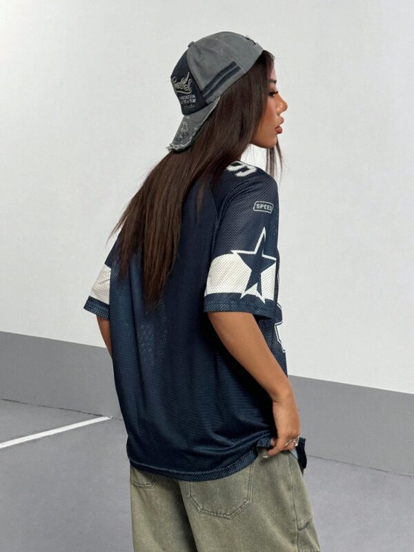 Camiseta Deportiva de Malla con Estampado Numérico y Manga Corta - Image 10