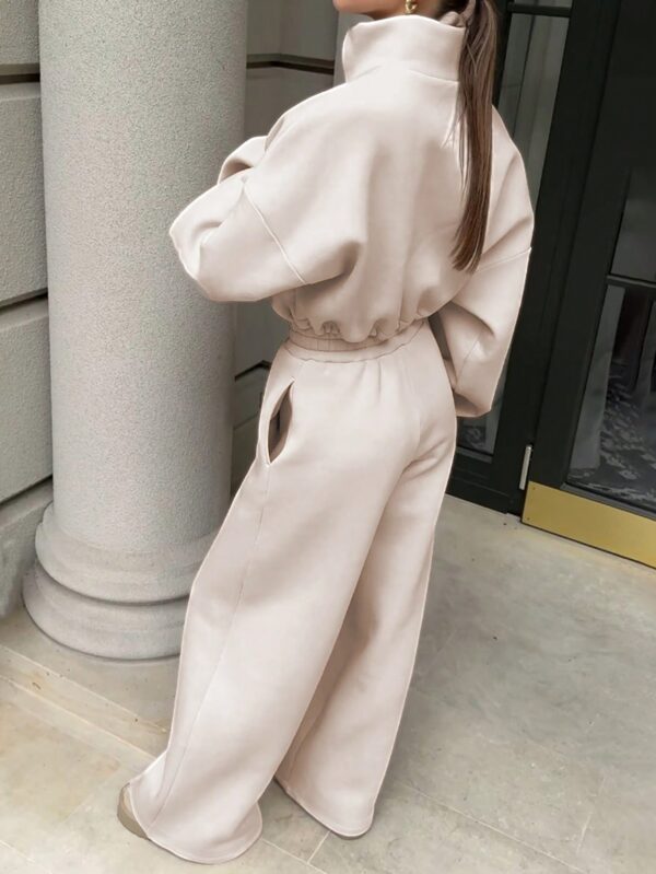 Conjunto de Sudadera y Joggers Sobredimensionados para Mujer - Image 6