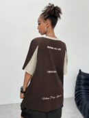 Remera Oversize Deportiva con Estampado de Bloques de Colores