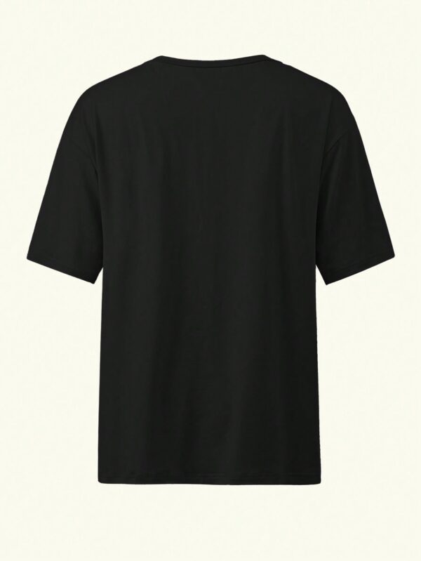 Camiseta Oversize con Estampado Vaquero y Cuello Redondo - Image 14