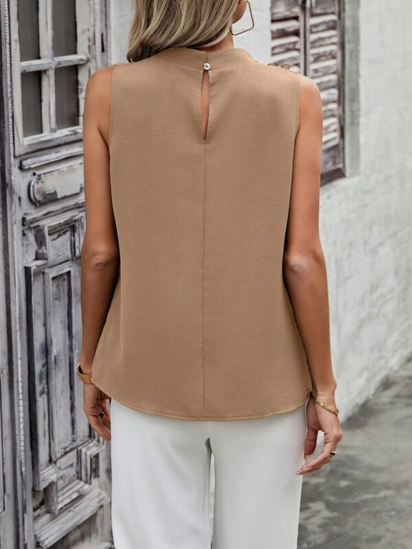 Blusa sin Mangas de Cuello Alto con Detalles Elegantes - Image 23
