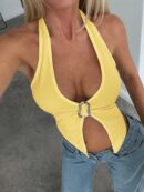Camisola Ajustada con Cuello Halter, Espalda Descubierta y Decoración Metálica