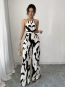 Mono Largo Estampado con Cuello Halter y Detalles Fruncidos