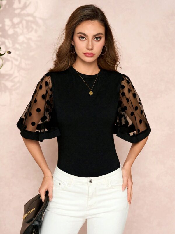 Remera Negra de Negocios Casual con Mangas Flare en Malla - Image 22