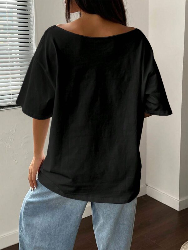 Remera Suelta de Hombro Caído con Eslogan 'Espresso Martini' - Image 2