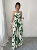 Mono Largo Estampado con Cuello Halter y Detalles Fruncidos