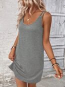 Vestido Casual Sin Mangas y Cuello Scoop en Color Sólido